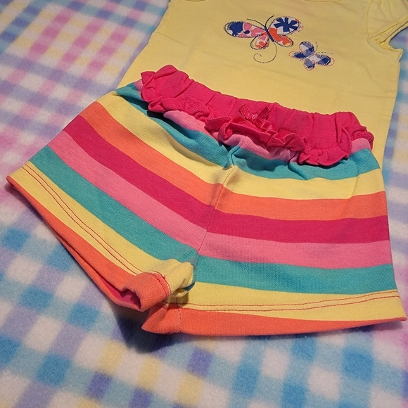 CIRCO 🦋 NWOT 2pc Ruffled Yellow Butterfly Onesie 'n Multi Striped Shorts Set NB - Picture 5 of 12